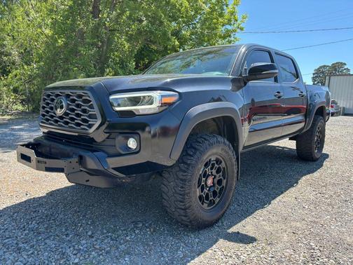 Midnight Black Metallic 2022 Toyota Tacoma TRD Sport