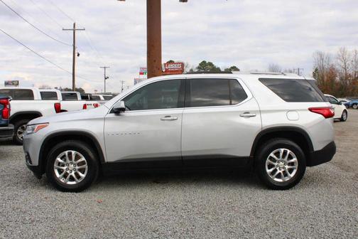 2018 Chevrolet Traverse LT Cloth