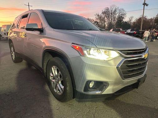 2018 Chevrolet Traverse LT Cloth