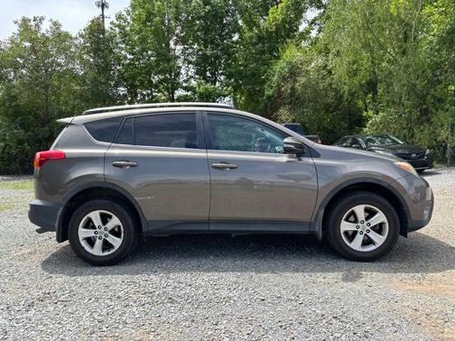 Brown 2013 Toyota RAV4 XLE