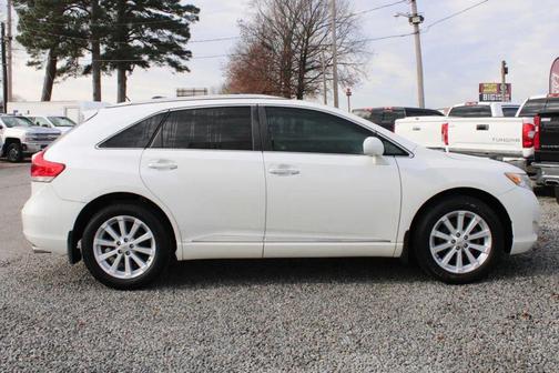 2012 Toyota Venza LE