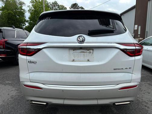 White 2019 Buick Enclave Essence
