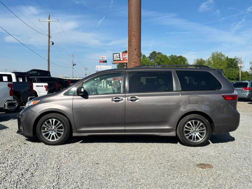 Predawn Gray Mica 2020 Toyota Sienna XLE Premium