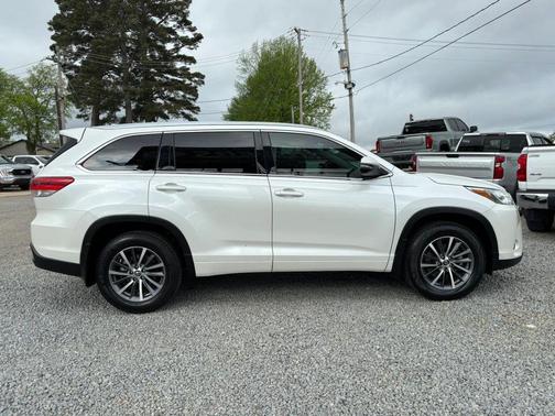 Blizzard Pearl 2018 Toyota Highlander XLE