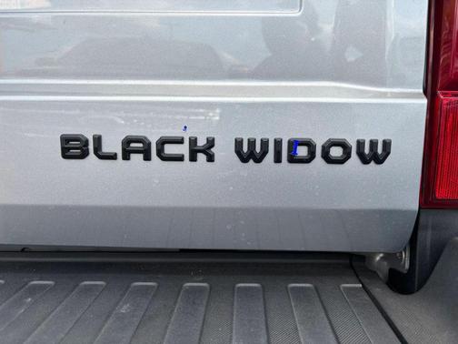 Iconic Silver Metallic 2022 Ford F-250 Lariat