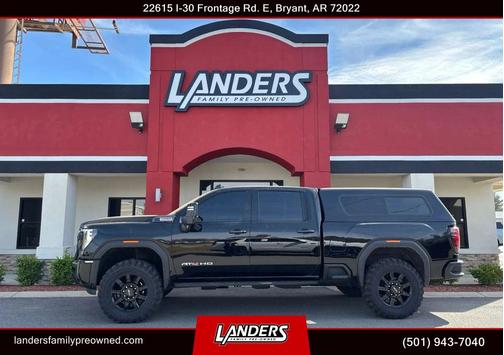 Onyx Black 2024 GMC Sierra 2500 AT4