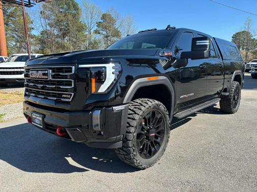 2024 GMC Sierra 2500 AT4