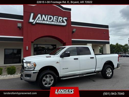 Bright White Clearcoat 2024 RAM 2500 Big Horn Crew Cab 4x4 6'4' Box