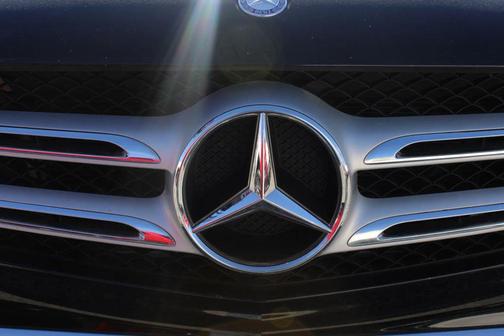 2016 Mercedes-Benz GLC 300 Base