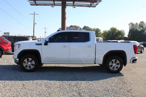 2022 GMC Sierra 1500 SLE