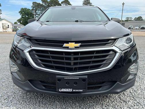 Mosaic Black Metallic 2019 Chevrolet Equinox LS