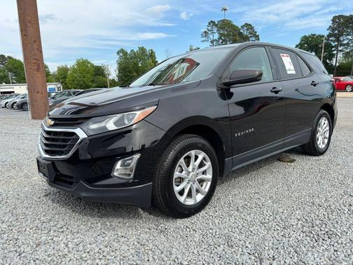 Mosaic Black Metallic 2019 Chevrolet Equinox LS