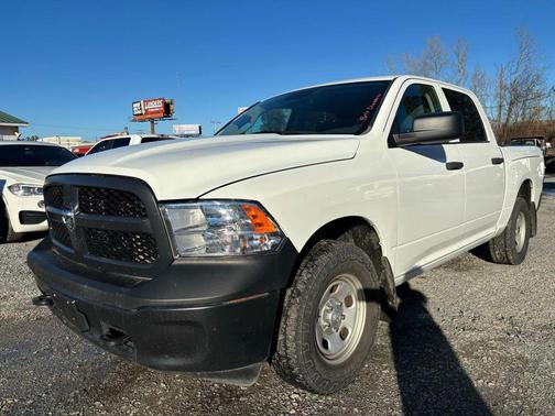 2017 RAM 1500 SLT