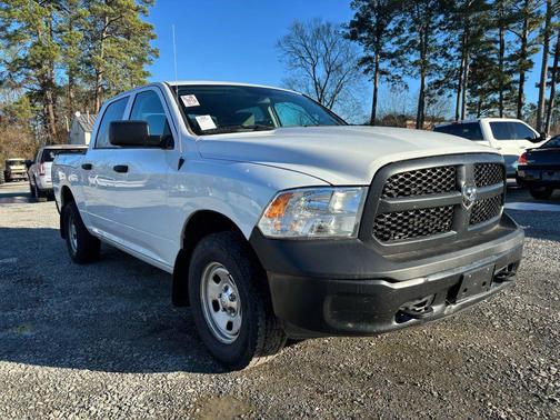 2017 RAM 1500 SLT