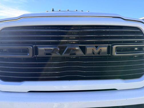 2019 RAM 2500 Big Horn Crew Cab 4x4 6'4' Box