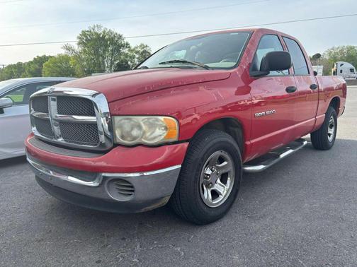 Red 2003 Dodge Ram 1500 ST