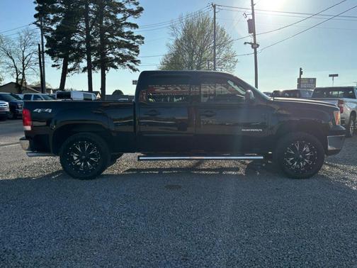 Onyx Black 2011 GMC Sierra 1500 SLT
