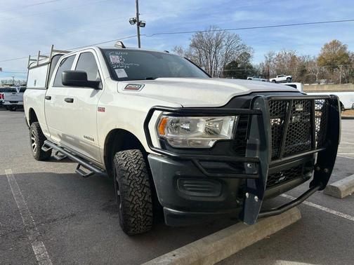 2019 RAM 2500 Tradesman Crew Cab 4x4 6'4' Box