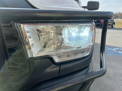 2019 RAM 2500 Tradesman Crew Cab 4x4 6'4' Box