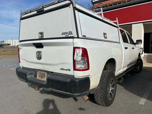 2019 RAM 2500 Tradesman Crew Cab 4x4 6'4' Box