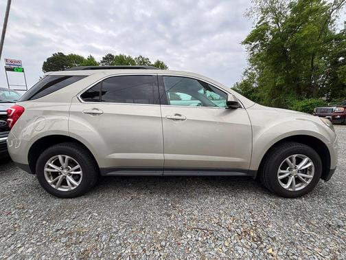 Gold 2016 Chevrolet Equinox LT