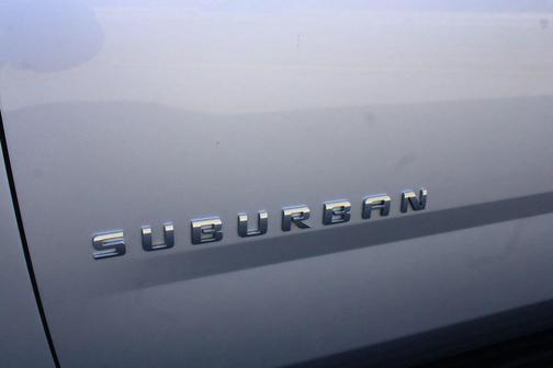 2017 Chevrolet Suburban LT