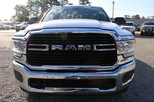 2021 RAM 3500 Big Horn Crew Cab 4x4 8' Box