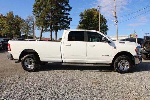 2021 RAM 3500 Big Horn Crew Cab 4x4 8' Box