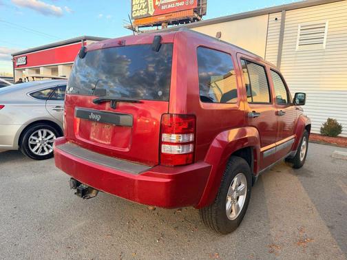 2010 Jeep Liberty Sport