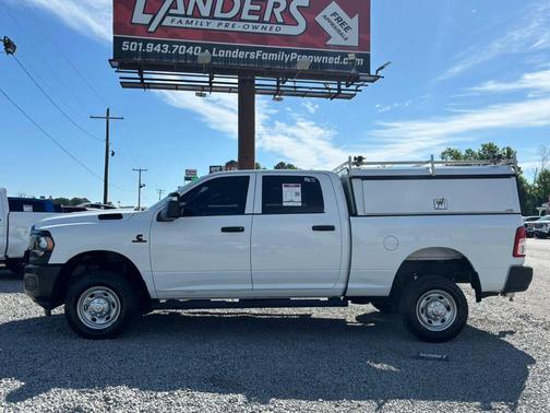 Bright White Clearcoat 2023 RAM 2500 Tradesman Crew Cab 4x4 6'4' Box