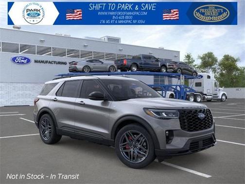 2025 Ford Explorer ST-Line
