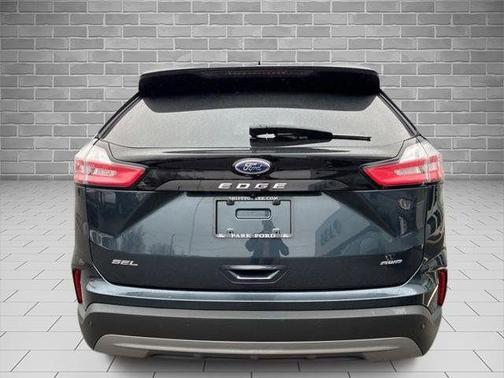 Stone Blue Metallic 2022 Ford Edge SEL