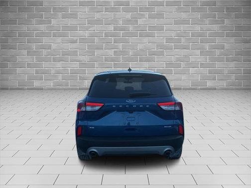 Atlas Blue Metallic 2022 Ford Escape SE