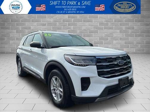OXFORD WHITE 2025 Ford Explorer ACTIVE
