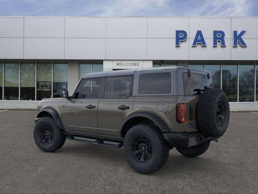 Marsh Gray 2026 Ford Bronco Badlands