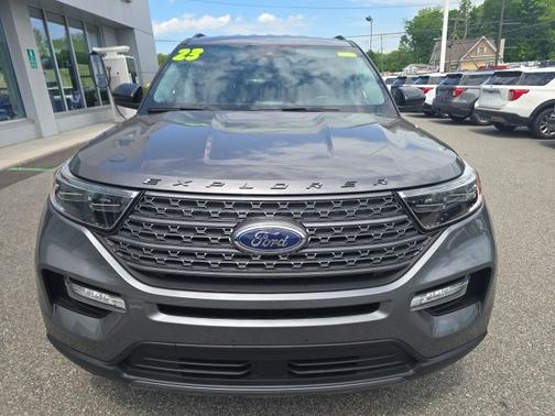 CARBONIZED GRAY METALLIC 2023 Ford Explorer XLT