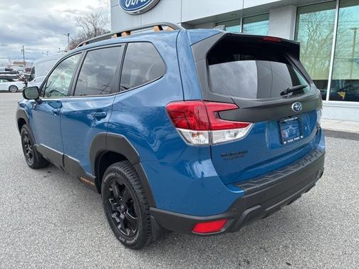 Geyser Blue 2024 Subaru Forester WILDERNESS