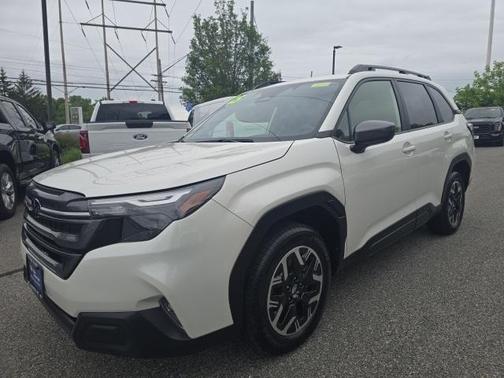 2025 Subaru Forester Premium