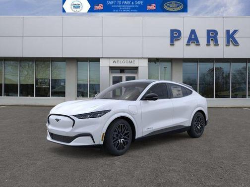 Star White Metallic Tri-Coat 2025 Ford Mustang Mach-E Premium