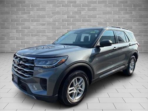 CARBONIZED GRAY METALLIC 2025 Ford Explorer ACTIVE