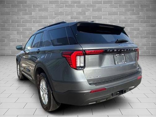 CARBONIZED GRAY METALLIC 2025 Ford Explorer ACTIVE