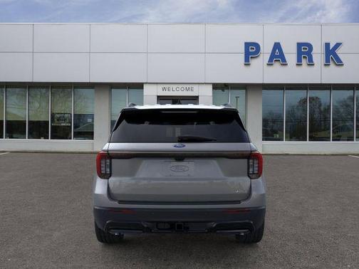 Carbonized Gray Metallic 2026 Ford Explorer ST-Line