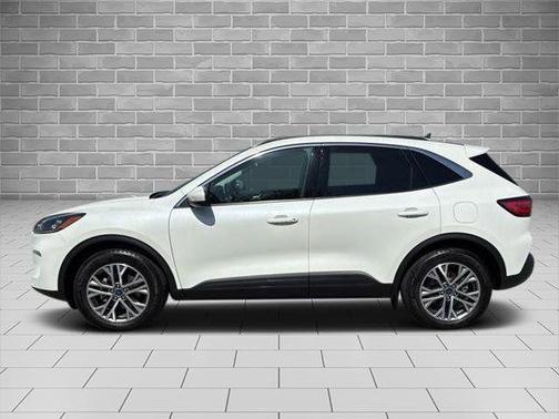 STAR WHITE METALLIC TRI-COA 2022 Ford Escape SEL