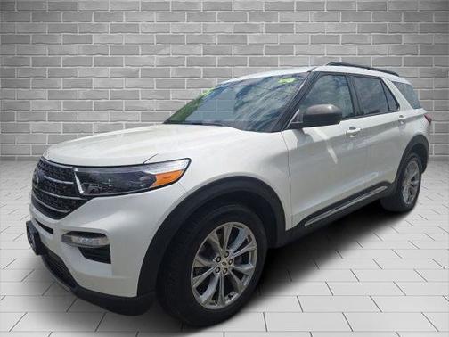 STAR WHITE MET TRI-COAT 2023 Ford Explorer XLT