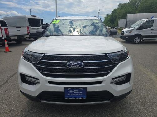 STAR WHITE MET TRI-COAT 2023 Ford Explorer XLT