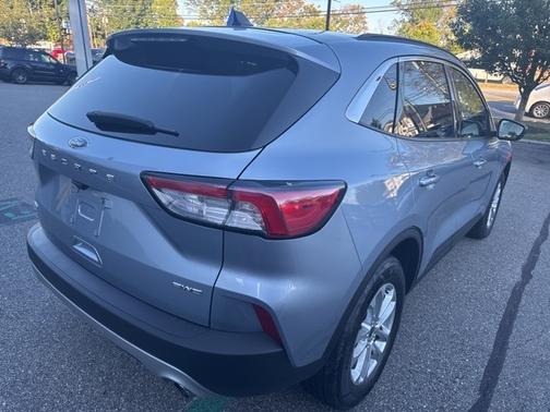 2022 Ford Escape SE