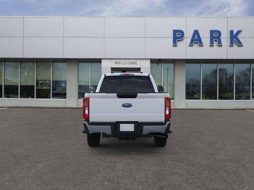 Oxford White 2026 Ford F-250 XLT