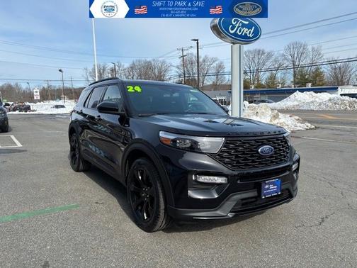 2024 Ford Explorer ST-LINE