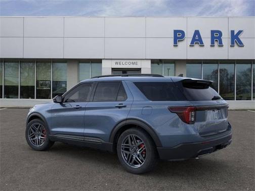 2025 Ford Explorer ST-Line