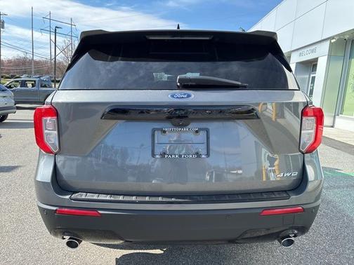 CARBONIZED GRAY METALLIC 2023 Ford Explorer ST-LINE